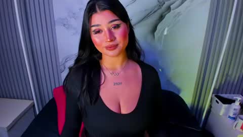Venusowen  online show from 07-28-26, 03:21