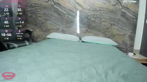 venuss09 online show from 03-01-25, 08:21