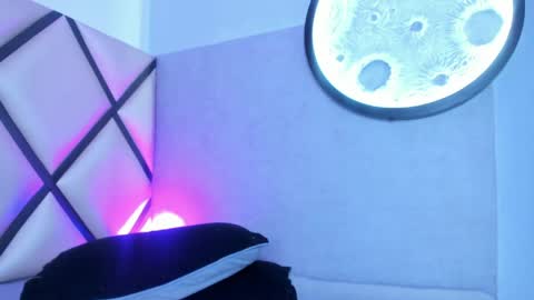 venuss_03 online show from 04-01-26, 03:07