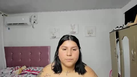 Snapshot of venuswilliamx chatting on 12-18-24, 12:32 venus online show from 12-18-24, 12:32