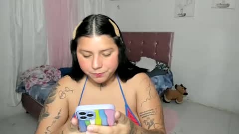 Snapshot of venuswilliamx chatting on 10-31-25, 02:34 venus online show from 10-31-25, 02:34