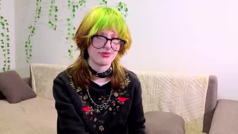 Erica online show from 09-20-25, 08:32