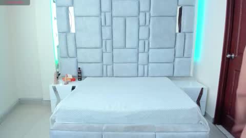 Snapshot of verabest chatting on 12-14-24, 06:30 Domelipa online show from 12-14-24, 06:30