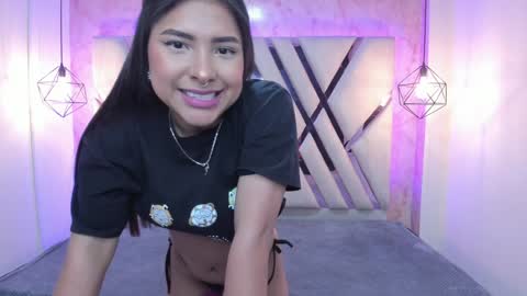 Snapshot of verabest chatting on 12-19-24, 08:02 Domelipa online show from 12-19-24, 08:02