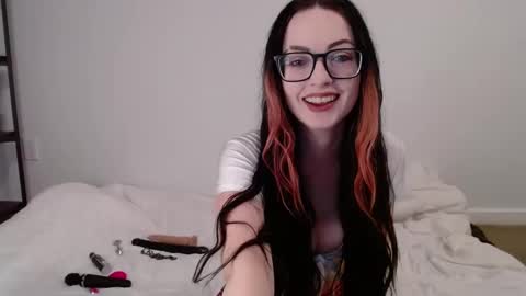 Snapshot of vero495065 chatting on 10-06-25, 10:07 vero495065 online show from 10-06-25, 10:07