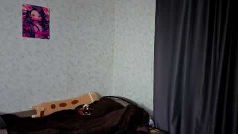 Veronica online show from 03-18-26, 07:28