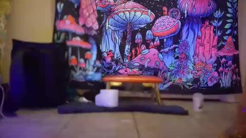 Hmartinez365 online show from 04-28-26, 02:10