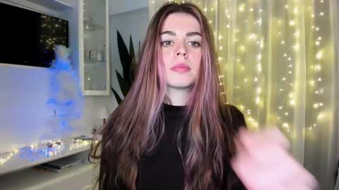 Snapshot of veronarolls chatting on 01-02-25, 11:06 Lolitalolz online show from 01-02-25, 11:06