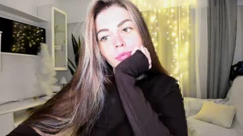 Snapshot of veronarolls chatting on 01-09-25, 09:05 Lolitalolz online show from 01-09-25, 09:05