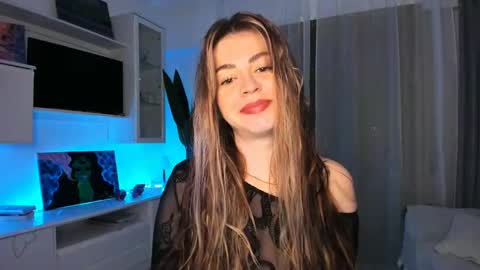 Snapshot of veronarolls chatting on 01-19-25, 07:47 Lolitalolz online show from 01-19-25, 07:47