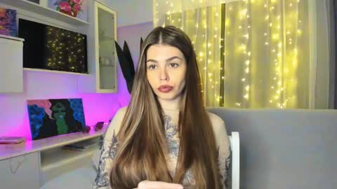 Snapshot of veronarolls chatting on 01-20-25, 09:11 Lolitalolz online show from 01-20-25, 09:11