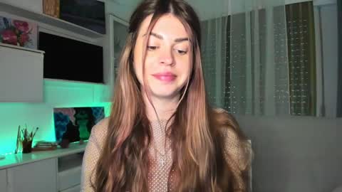 Snapshot of veronarolls chatting on 03-04-25, 04:41 Lolitalolz online show from 03-04-25, 04:41