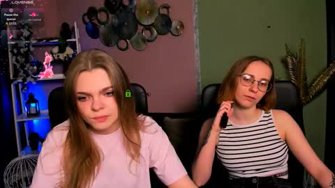 Snapshot of veronica_bubble chatting on 11-08-25, 08:07 Ronni online show from 11-08-25, 08:07