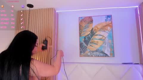 veronica_hill_ online show from 04-17-26, 03:09