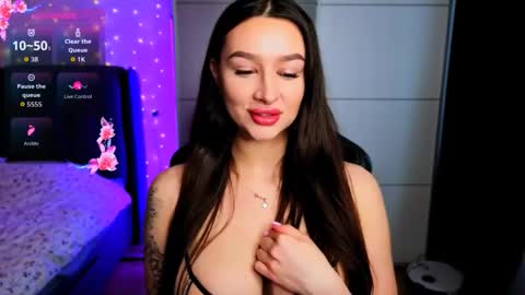 Veronica online show from 02-06-26, 10:40