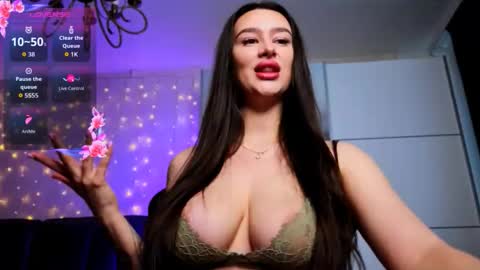 Veronica online show from 02-27-26, 09:42