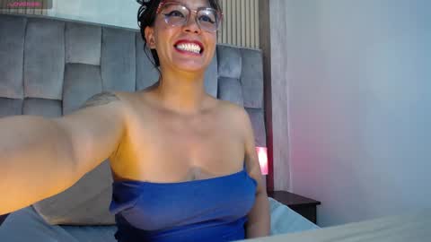 Snapshot of veronica_saenzz1 chatting on 01-25-25, 07:07 Vero online show from 01-25-25, 07:07