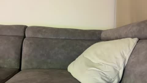 Snapshot of veronicadussan chatting on 02-12-25, 01:19 Miss Veronica dussan  Tw Veronicasm     IG Ashveronica  online show from 02-12-25, 01:19