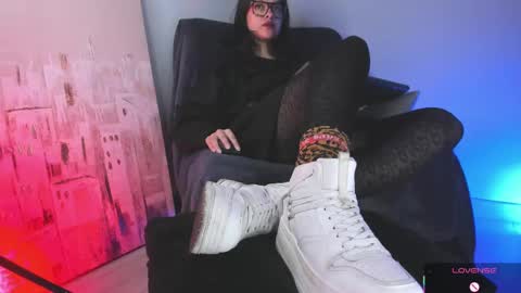 Snapshot of veronicafalcon chatting on 09-10-25, 10:21 Veronica online show from 09-10-25, 10:21