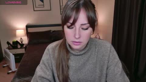 Veronica online show from 10-12-25, 05:39