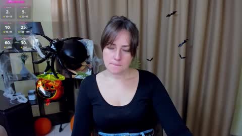 Veronica online show from 10-28-25, 06:06