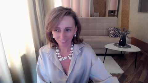 Helen online show from 02-16-25, 08:54