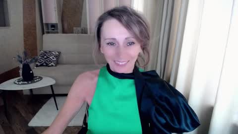 Helen online show from 02-21-25, 05:13