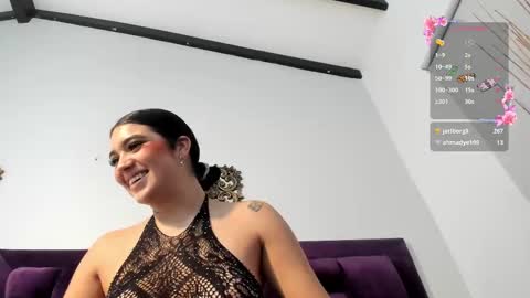 Snapshot of veronicagilss chatting on 02-23-25, 09:33 Veronica Gills online show from 02-23-25, 09:33