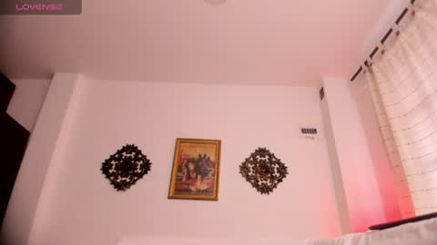 Snapshot of veronicagilss chatting on 06-13-26, 04:27 Veronica Gills online show from 06-13-26, 04:27
