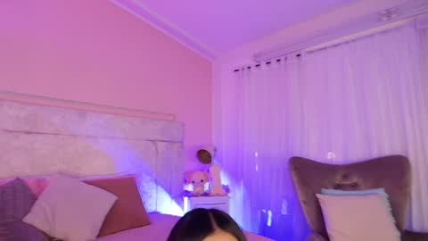 Vero  online show from 01-21-25, 04:58