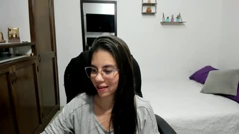 Veronica Miller online show from 05-12-26, 02:19