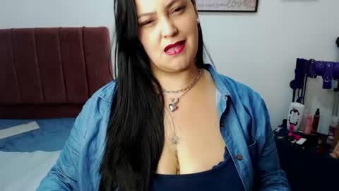 Snapshot of veroniicabbw_ chatting on 06-11-26, 12:36 veroniicabbw_ online show from 06-11-26, 12:36