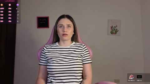 Snapshot of veronika__winslow_ chatting on 12-02-25, 06:08 Vero online show from 12-02-25, 06:08