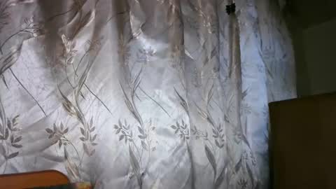 veronika_xi online show from 09-25-25, 07:56