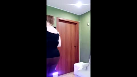 VeronikawGold online show from 04-25-26, 01:41