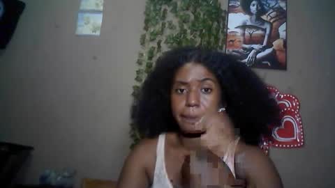 Snapshot of verronique1511 chatting on 03-16-26, 06:01 verronique1511 online show from 03-16-26, 06:01
