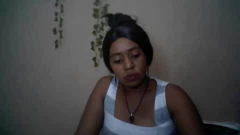 Snapshot of verronique1511 chatting on 04-05-26, 10:34 verronique1511 online show from 04-05-26, 10:34