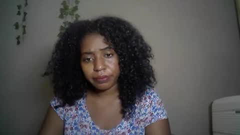 Snapshot of verronique1511 chatting on 04-11-26, 05:12 verronique1511 online show from 04-11-26, 05:12