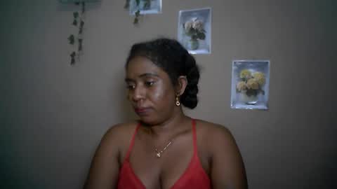 Snapshot of verronique1511 chatting on 04-26-26, 05:21 verronique1511 online show from 04-26-26, 05:21