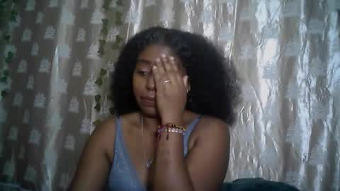 Snapshot of verronique1511 chatting on 06-03-26, 04:45 verronique1511 online show from 06-03-26, 04:45