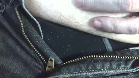 Erik online show from 03-25-26, 08:20