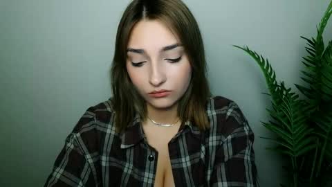 Ana online show from 04-29-26, 06:36