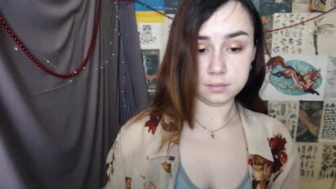 veryveryvery_shy online show from 12-21-24, 06:52