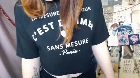 veryveryvery_shy online show from 12-23-24, 06:44