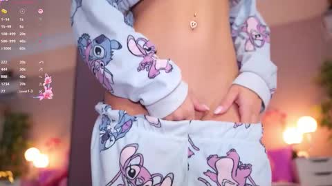 Vesia Sentiri online show from 10-13-25, 06:46