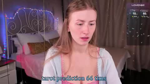 Snapshot of vespera_celeste chatting on 09-19-25, 12:23 Celeste online show from 09-19-25, 12:23