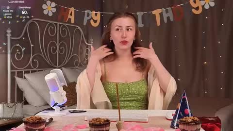 Snapshot of vespera_celeste chatting on 10-19-25, 05:41 Celeste online show from 10-19-25, 05:41