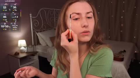 Snapshot of vespera_celeste chatting on 10-20-25, 05:41 Celeste online show from 10-20-25, 05:41