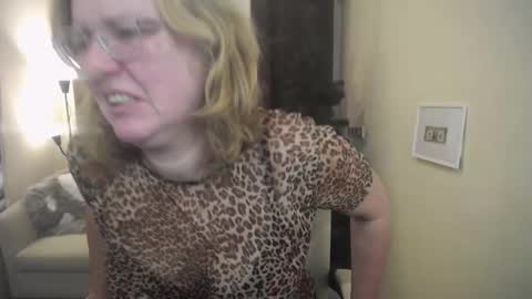 vestawoody online show from 11-23-25, 07:19