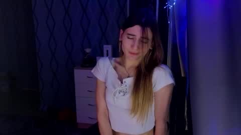 Snapshot of vett1a chatting on 11-08-25, 03:50 vett1a online show from 11-08-25, 03:50